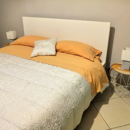 Feluchia Tra Il Mare E Il Vulcano אסראלה