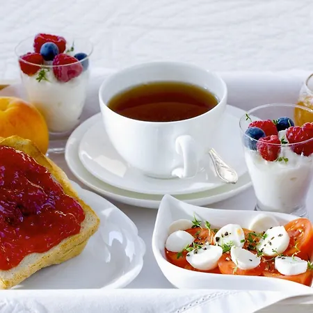 Frühstückspension Feluchia Tra Il Mare E Il Vulcano Acireale