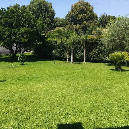 Feluchia Tra Il Mare E Il Vulcano Nocleg ze śniadaniem