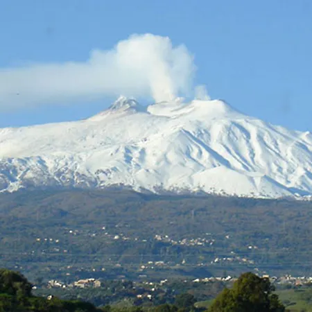 Feluchia Tra Il Mare E Il Vulcano Frühstückspension 4*