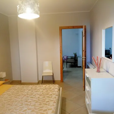 Bed & Breakfast Feluchia Tra Il Mare E Il Vulcano 2*
