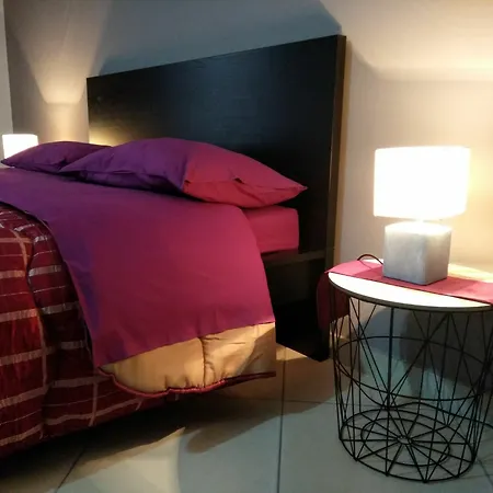 Bed & Breakfast Feluchia Tra Il Mare E Il Vulcano 2*