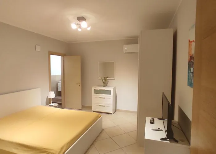 לינה וארוחת בוקר Feluchia Tra Il Mare E Il Vulcano