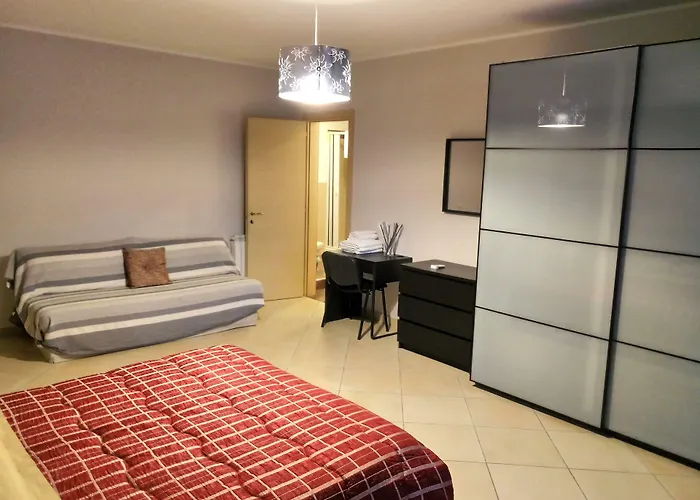 Feluchia Tra Il Mare E Il Vulcano לינה וארוחת בוקר 4*