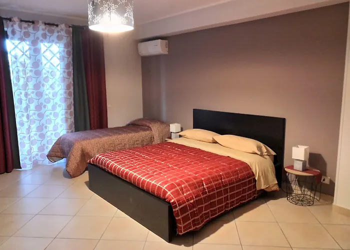 Feluchia Tra Il Mare E Il Vulcano לינה וארוחת בוקר 4*