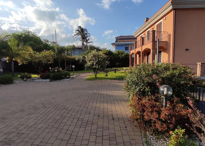 לינה וארוחת בוקר Feluchia Tra Il Mare E Il Vulcano