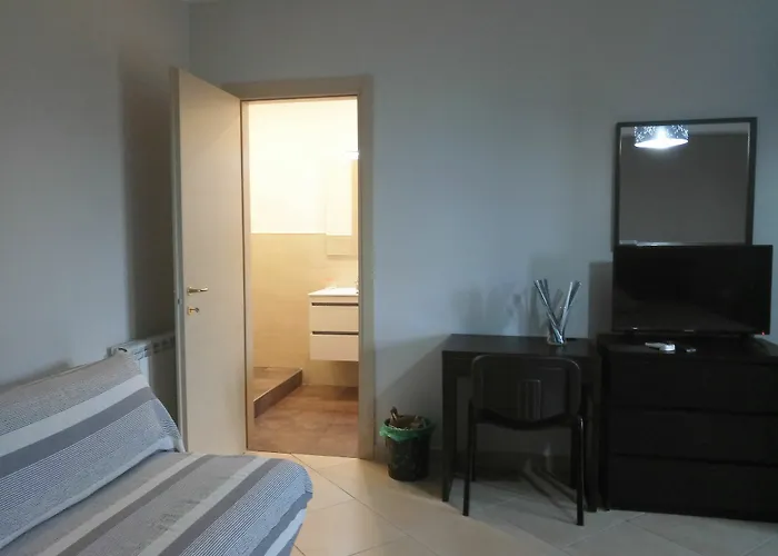 לינה וארוחת בוקר Feluchia Tra Il Mare E Il Vulcano 4*