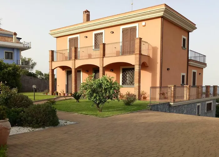 Feluchia Tra Il Mare E Il Vulcano 4* אסראלה