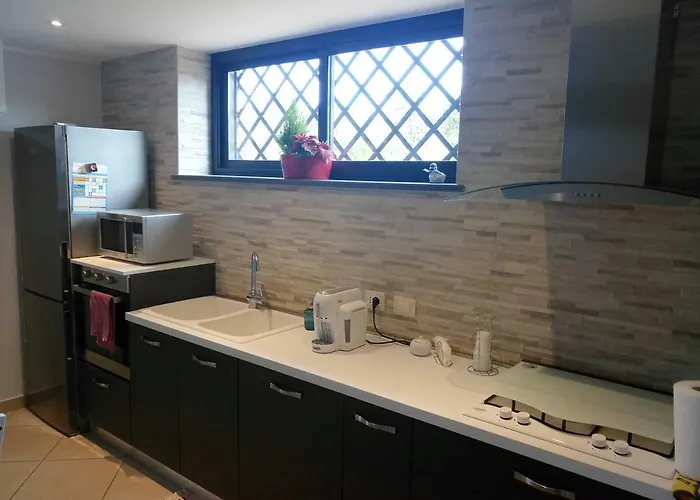 לינה וארוחת בוקר Feluchia Tra Il Mare E Il Vulcano אסראלה