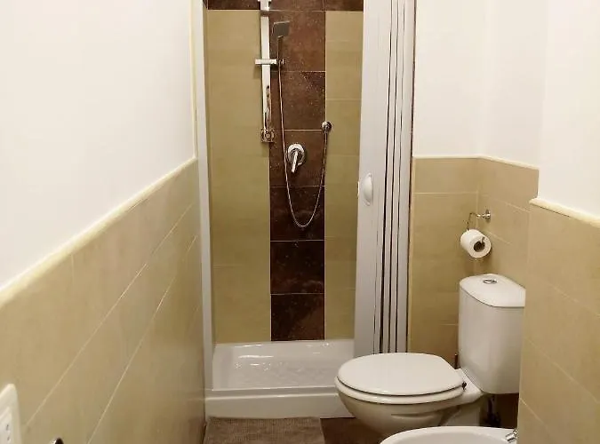 לינה וארוחת בוקר Feluchia Tra Il Mare E Il Vulcano אסראלה